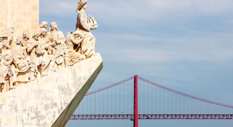 Belém Walking Tour & Sunset Boat Cruise - Discovering Lisbon’s Explorers at the Monument