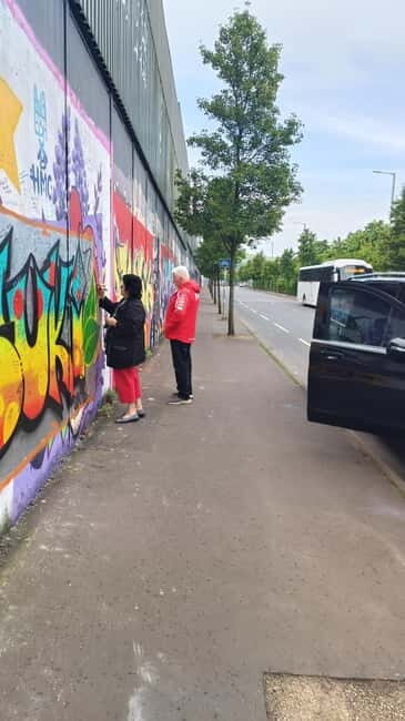 Belfast Black Taxi Tour - Key Points