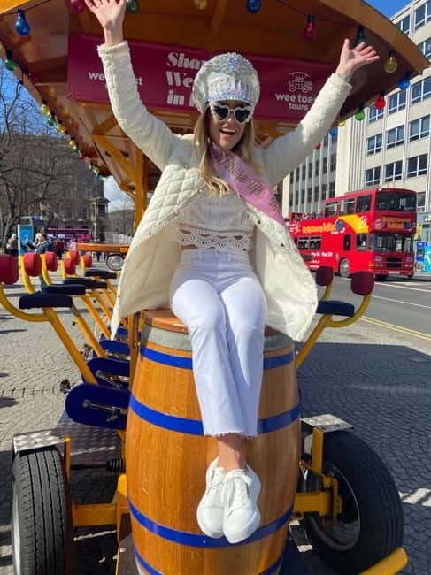 Belfast: Cathedral Quarter Beer Bike Tour - Key Points