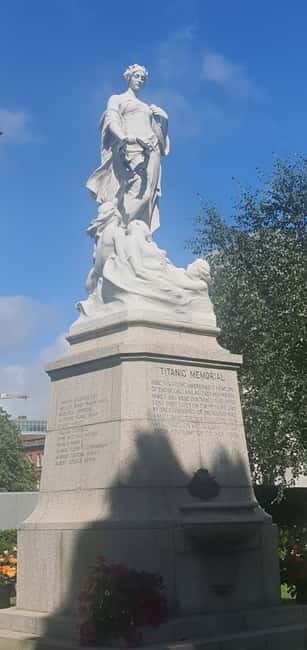 Belfast Eclectic Walking Experience Along The Marti Way - Key Points