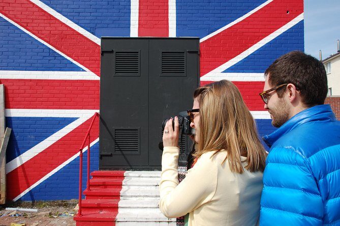 Belfast Express Taxi Tour Irish History Murals, Peacewalls 1 hour - What’s Included and What’s Not
