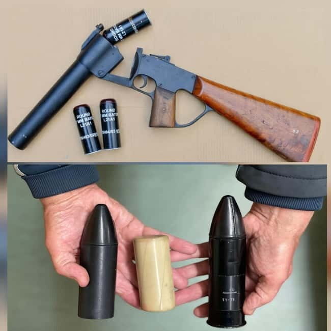 Belfast: Pack Up Your Troubles Tour - Personal Stories and Emotional Impact