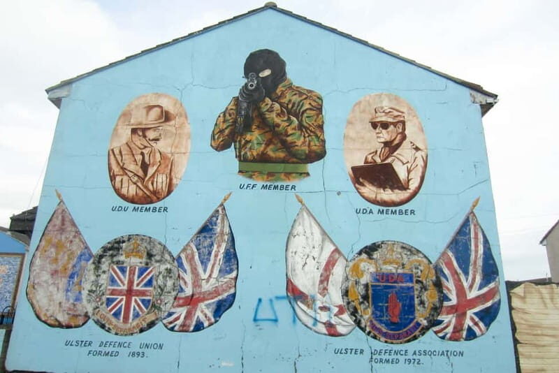 Belfast: Political Conflict 3-Hour Walking Tour - Key Points