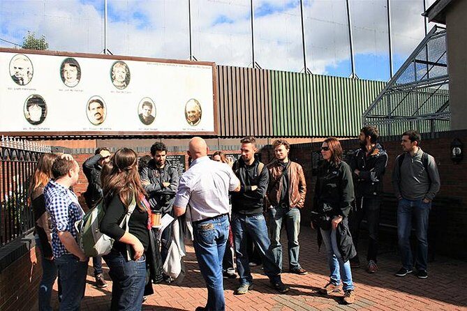 Belfast Political Tour-Conflicting Stories Walking Tour - The Realities of the Experience