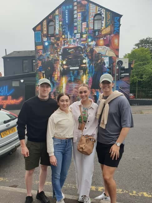 Belfast: Private Black Taxi Cab Political Murals Tour - FAQ