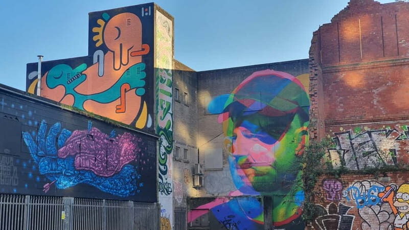 Belfast : Pub Music , Street Art Experience Walking Tour - Key Points