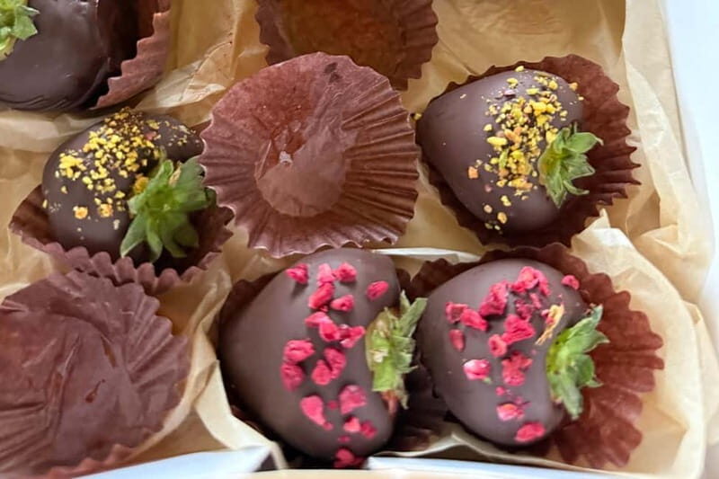 Belfast: Sir Thomas & Lady Dixon Park Walk & Alfresco Picnic - Exploring Sir Thomas & Lady Dixon Park