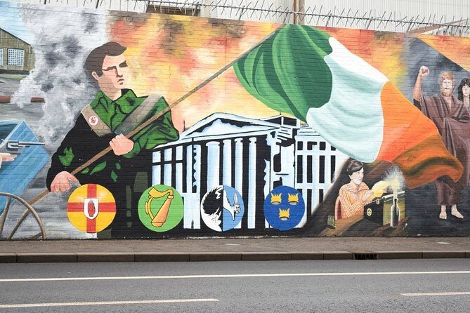 Belfast's Political Mural Taxi Tour - Why This Tour Works