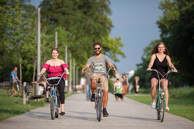 Belgrade Bike Tour: Be a local in the hood of Belgrade! - Key Points