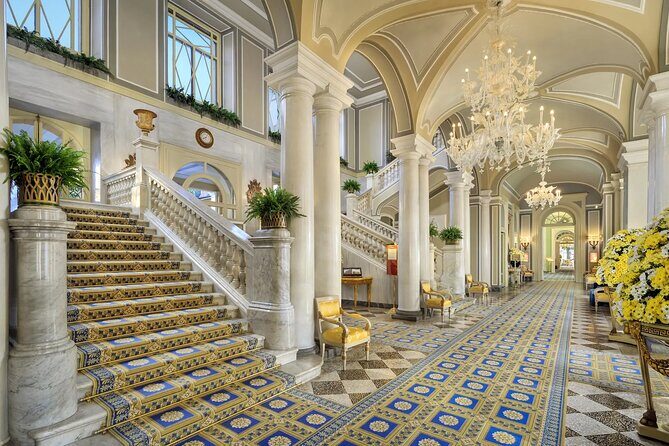 Bellagio & Varenna: Small Group Tour from Milan with Boat Cruise - Guide Quality: The Secret Ingredient