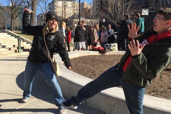 Belleville City Scavenger Hunt Excursion by Zombie Scavengers - Who Is It Best For?