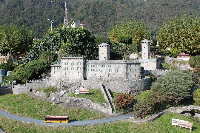 Bellinzona - Private Tour with a visit to Castelgrande - Key Points