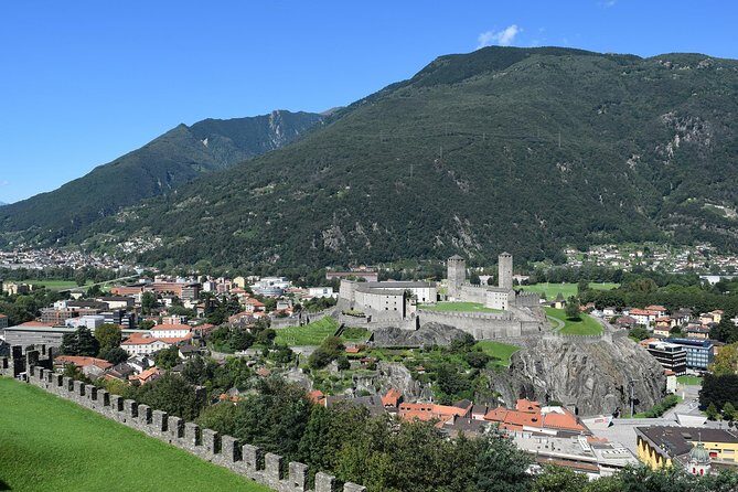 Bellinzona - Private Tour with a visit to Castelgrande - A Closer Look at the Experience