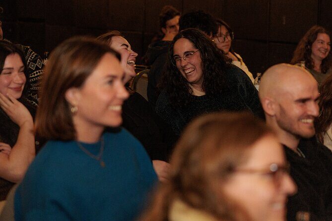 Below Deck - English Comedy on a Boat - Atmosphere & Audience