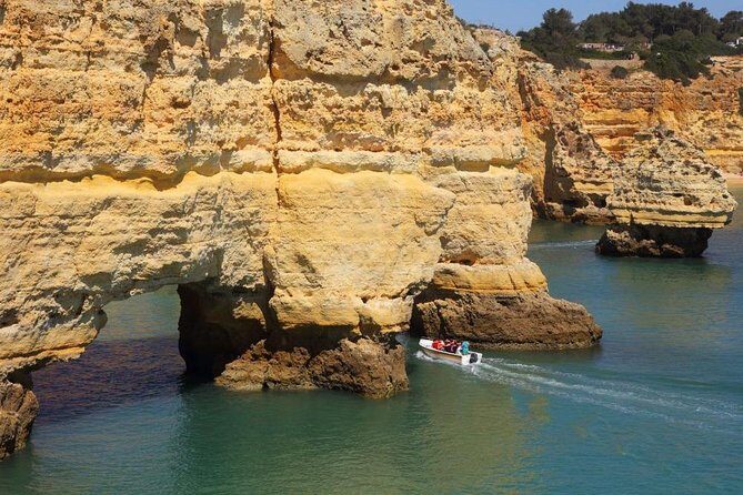 Benagil Cave by Boat + Carvoeiro + AlgarSeco Caves by Minivan from Lagos - Guides and Safety