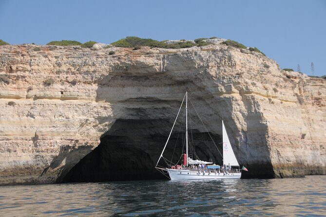 Benagil Coastline Tour - Allboat - FAQ about the Benagil Coastline Tour