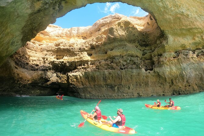Benagil Kayak - Getting to the start point in Lagoa (easy logistics)