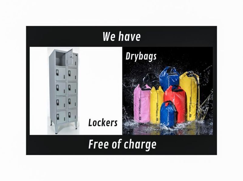 Benagil: Kayaking Tour to the Benagil Cave (Free Shower) - Praia da Corredoura and the Lagoa-type stop: scenery with breathing room