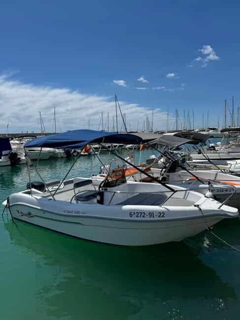 Benalmádena: Alquiler de barcos sin licencia Costa del Sol - The Experience on Board