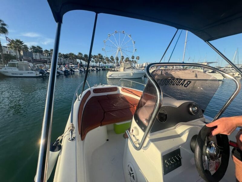 Benalmádena: Boat Rental without License - The Practical Side: Timing, Price, and Group Size