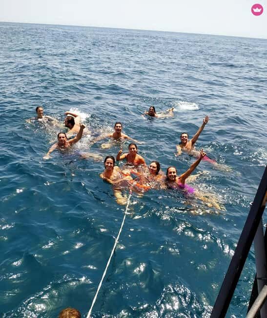 Benalmádena: Boat ride and swim in the sea with a drink - What to Expect from Your Boat Trip in Benalmádena