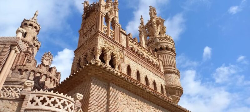Benalmadena: Colomares Castle Tour with Entry Ticket - A Closer Look at the Tour Experience