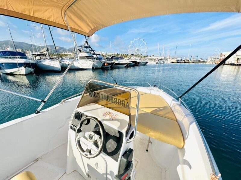 Benalmádena: Costa del Sol License-Free Boat Rental - Who Should Consider This Tour?