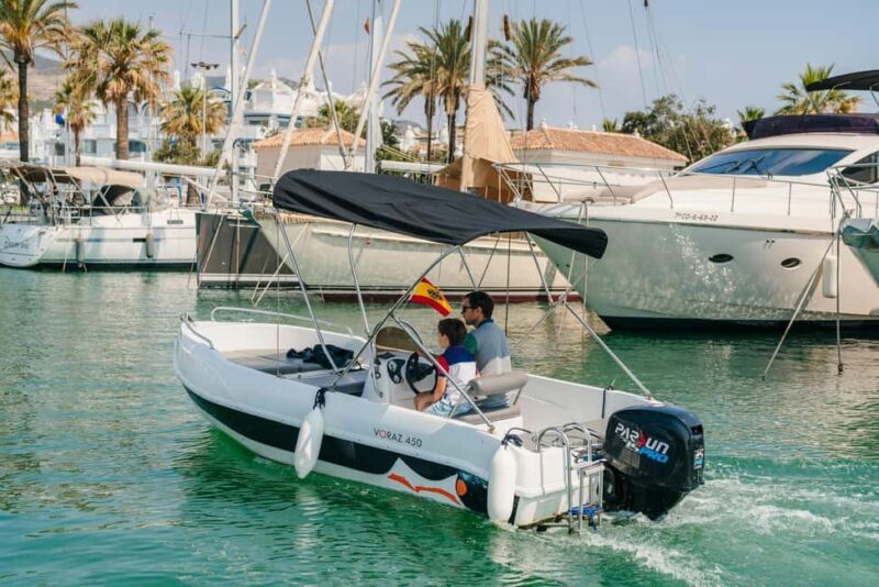 Benalmádena: license-Free Rent Boat for Dolphin Watching - Key Points