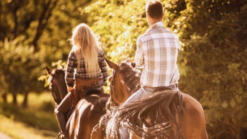Benevento: Horseback Riding Tour with Aperitif - FAQ