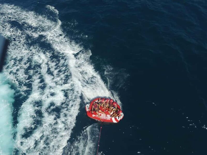 Benidorm: Crazy Sofa - Key Points