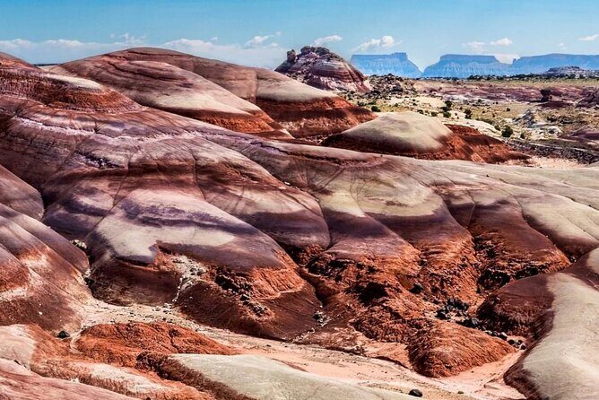 Bentonite Hills 4X4 Offroad Private Tour - Key Points