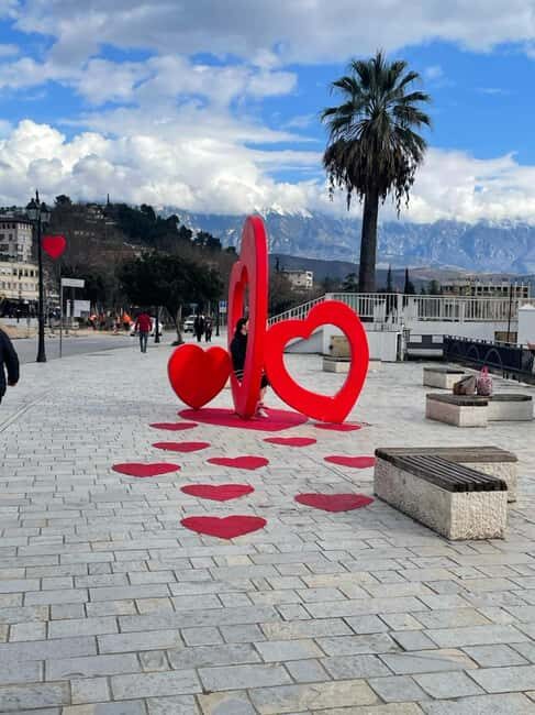 Berat Daily Tour in English,German,Italian,Spanish - Key Points