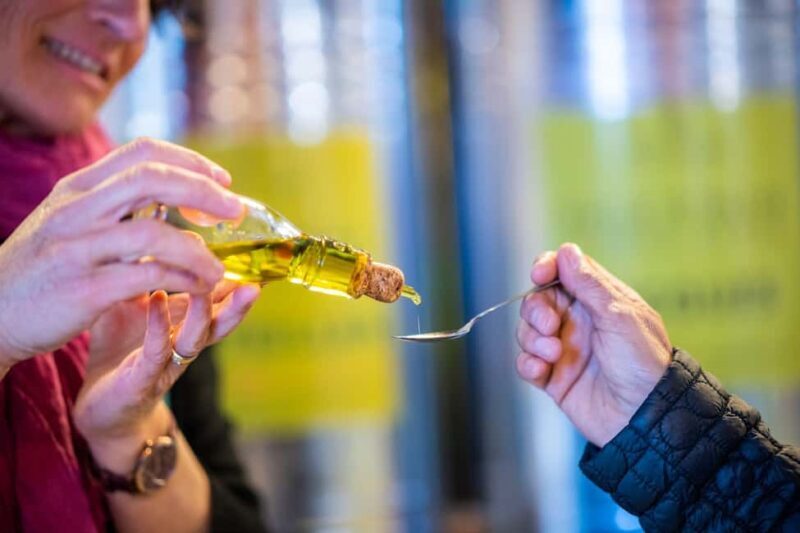 Bercy Village: Tasting Olive Oil & Balsamic Vinegar - What’s Included in the Tasting Experience?