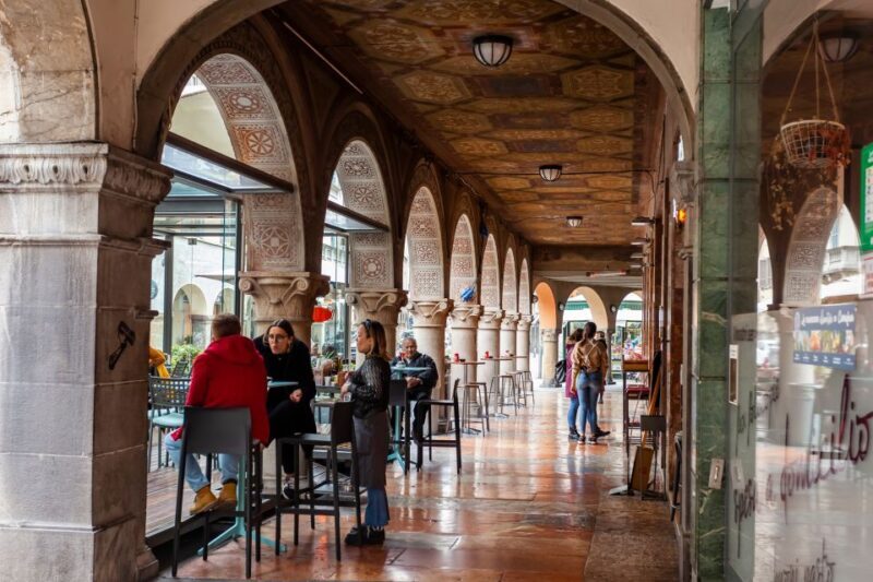 Bergamo: 3.5-Hour Traditional Food Tour - The Guide and Group Size