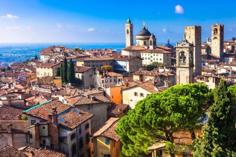 Bergamo: Private custom tour with a local guide - Key Points