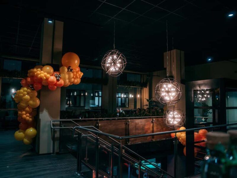 Bergen: High-Tech Minigolf in Top Bergen Activity Bar! - Is It Worth the Price?