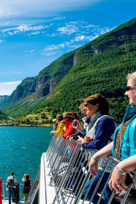 Bergen: Nærøyfjorden, Flåm, and Stegastein Guided Bus Tour - FAQ