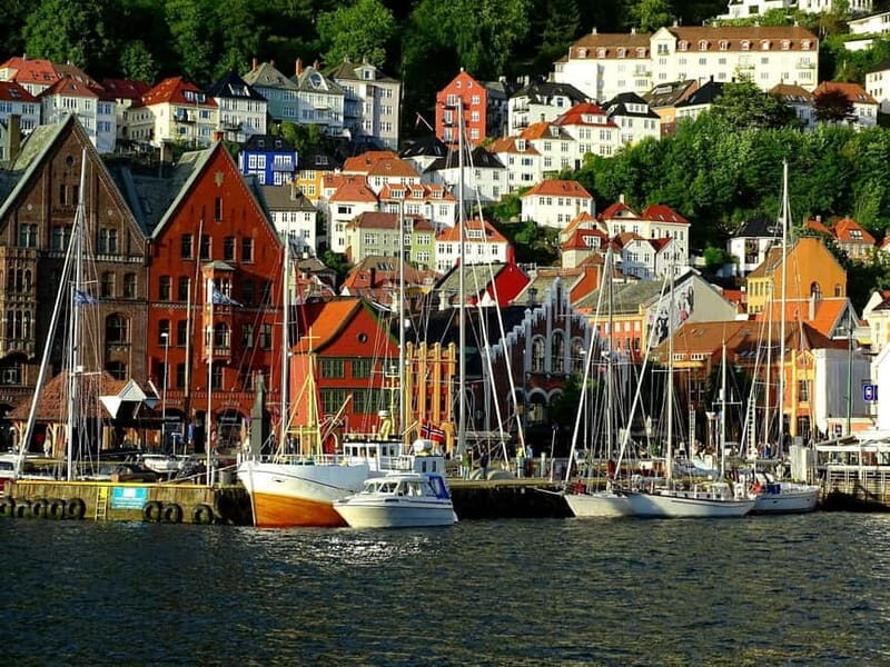Bergen: Private Walking Tour With Local Guide - What Makes This Tour Stand Out?