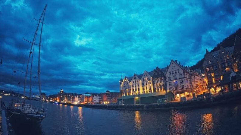 Bergen's Twilight Magic: An Evening Adventure - Who Will Love This Tour