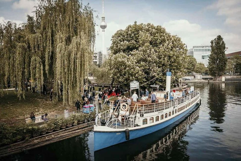 Berlin: 2.5-Hour Beer & Sunset Sightseeing Boat Cruise - FAQs