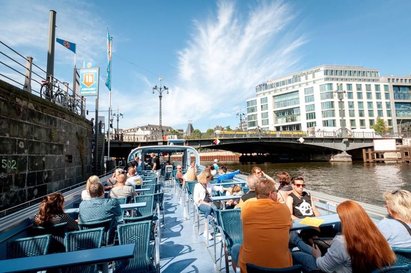 Berlin: 3.25-Hour Spree & Landwehrkanal Boat Tour - German Museum of Technology: a stop you’ll remember