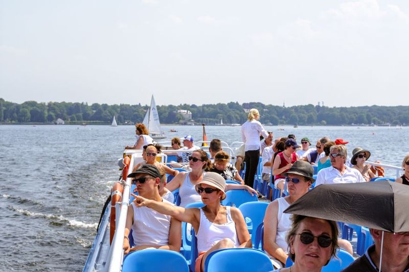 Berlin: 3-Hour World Heritage Cruise to Potsdam - Wannsee landmarks and St. Peter and Paul in your line of sight