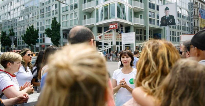 Berlin: 4-Hour Guided Highlights Tour in Spanish - Who Will Love This Tour?