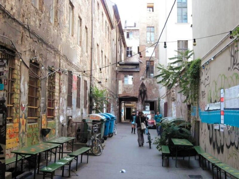 Berlin: Backyards of Berlin 2-Hour Tour - Practical Tips for Making the Most of Your Tour