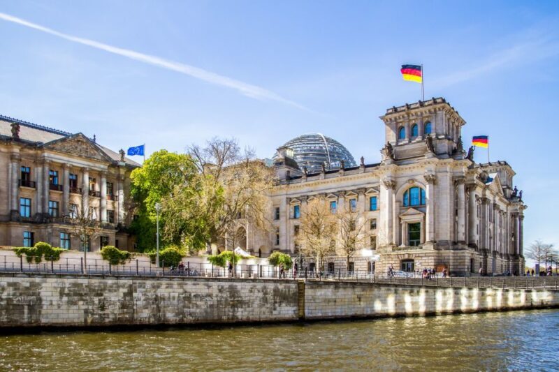 Berlin: Boat Tour Along the River Spree - Key Points