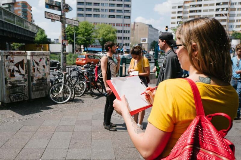 Berlin Challenges for teams with a live host and photo proof - What Is the Urban Challenger Experience?