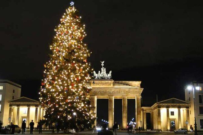 Berlin Christmas Lights Live Tour + Mulled Wine & Gingerbread - Key Points
