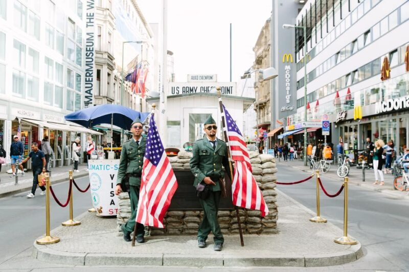 Berlin City Bike Tour with Beer Garden Stop - Key Points