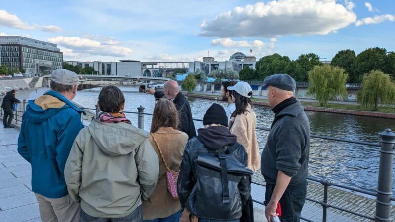 Berlin City walk Government District and Places of Democracy - FAQs