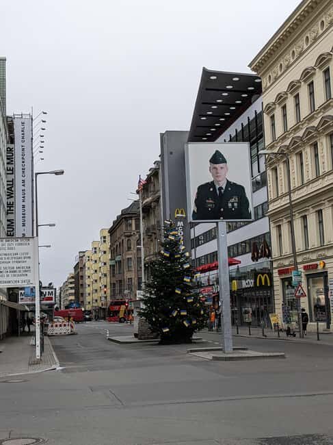 Berlin City Walking tour With Guide - Key Points